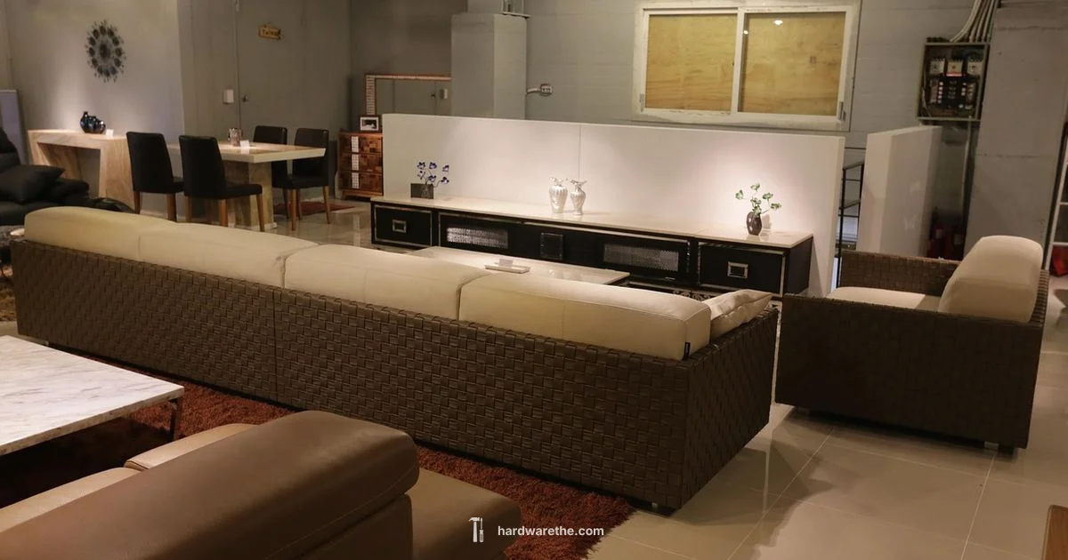 RH Cloud Couch - The Hardware