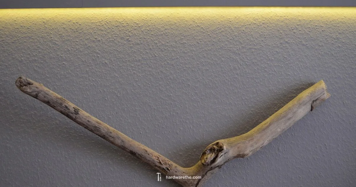 RH Living Room - The Hardware