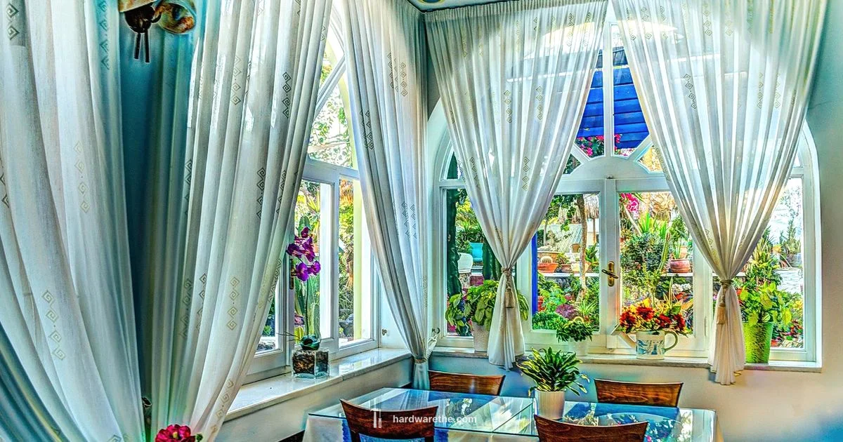 RH-Style Showroom Dining - The Hardware