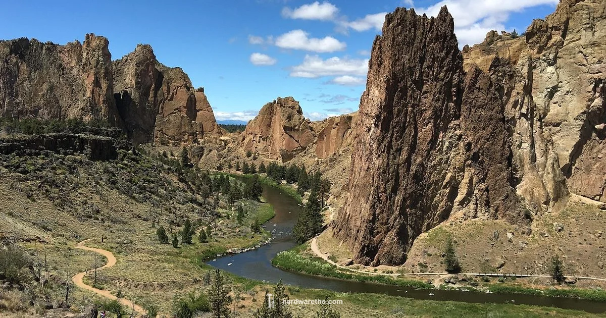 Salem DIY Hub - The Hardware