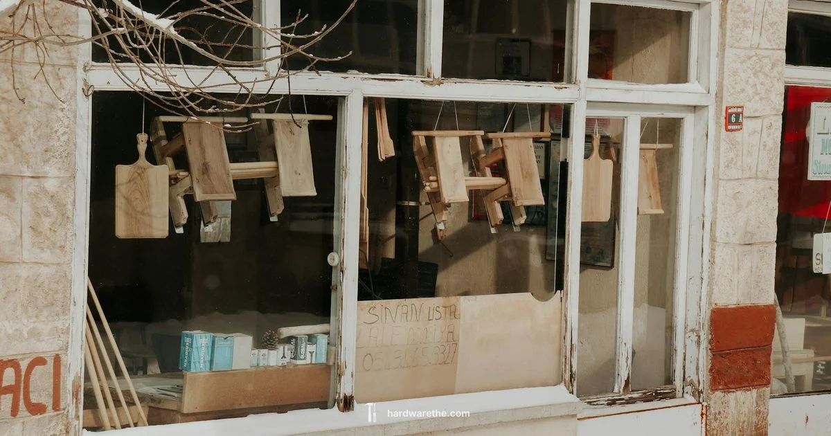 Kings Hardware Guide Kings Hardware Guide - The Hardware