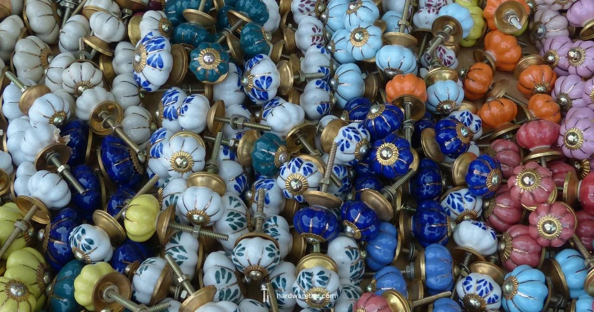 Knobs vs Pulls - The Hardware