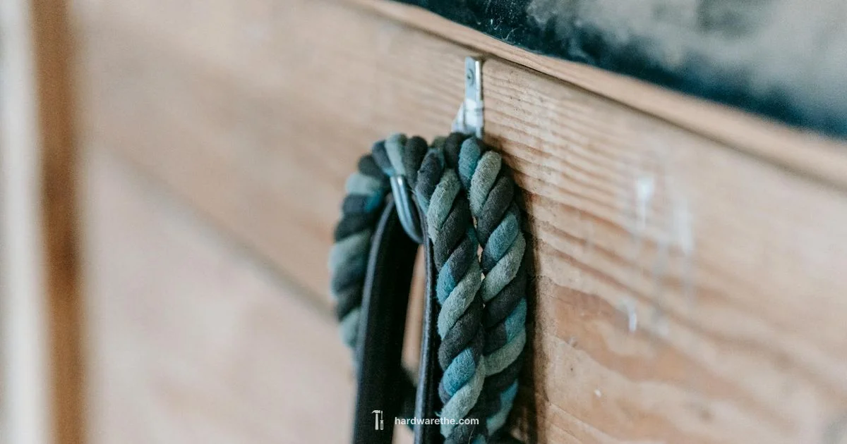 Hanging Hardware Basics - The Hardware