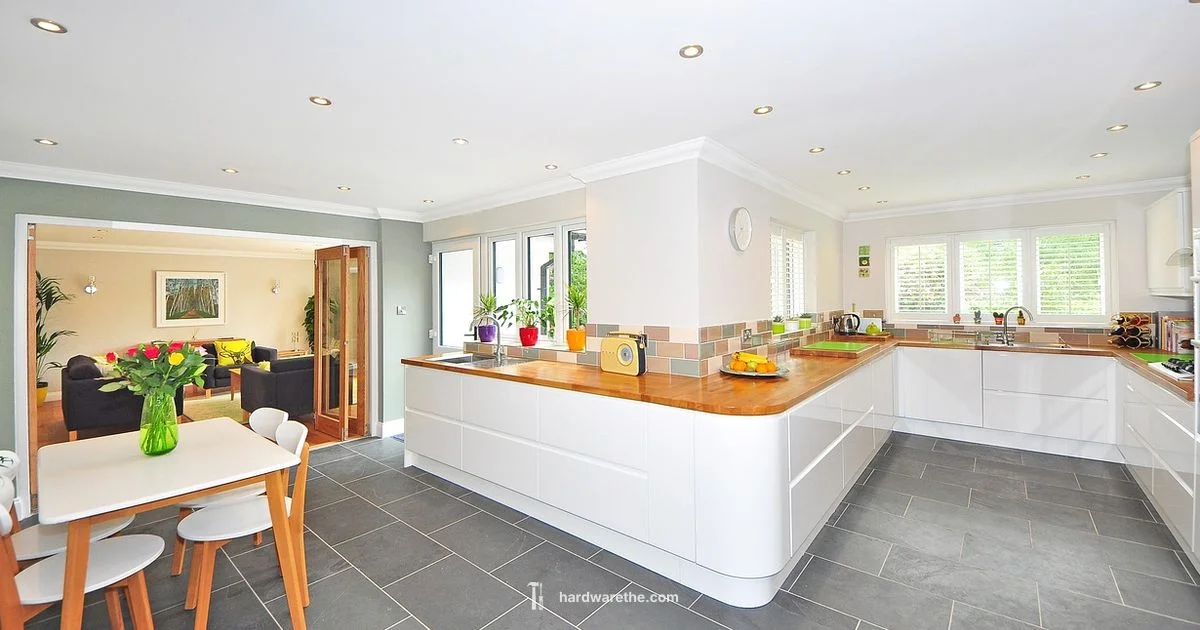 Sizing Cabinet Hardware - The Hardware