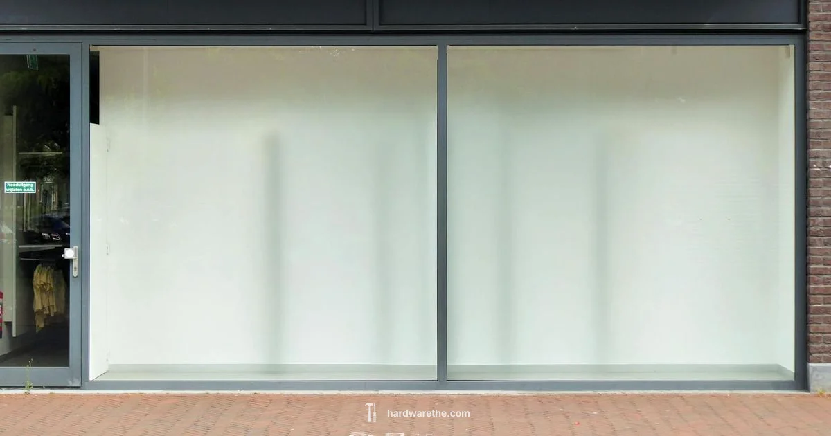 Brooklyn Outlet Guide Brooklyn Outlet Guide - The Hardware