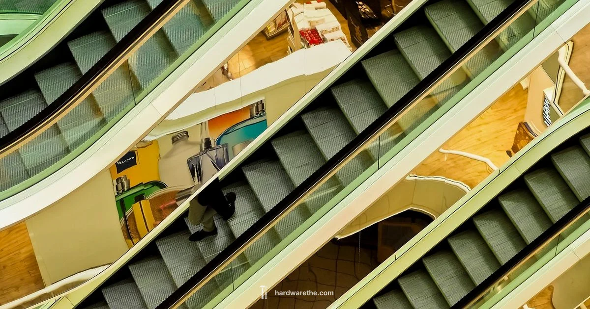 Nearby Hardware - The Hardware